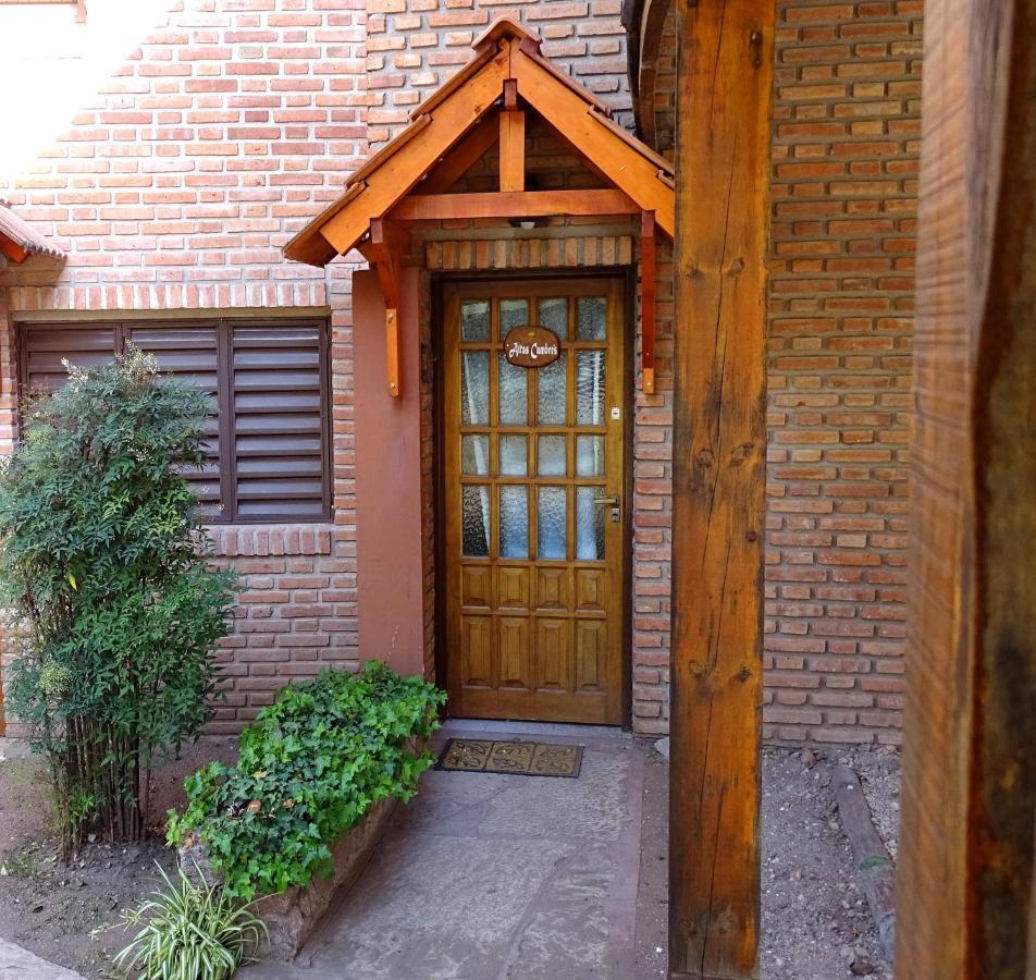 Cabanas Agua Que Brilla Mina Clavero Exterior photo
